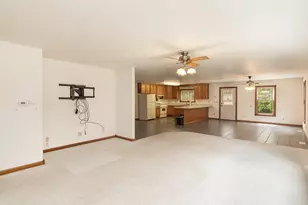 17020 Holtz Rd, Lowell, IN 46356 - Photo 6