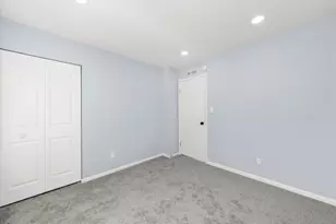 1106 W 61st Ave, Merrillville, IN 46410 - Photo 24