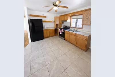 1916 Wallace Street, Gary, IN 46404 - Photo 4