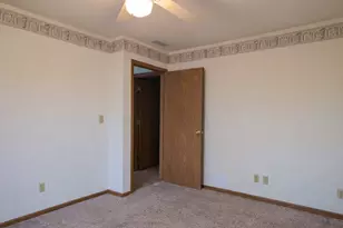 959 Misty Glen Dr, Valparaiso, IN 46385 - Photo 10