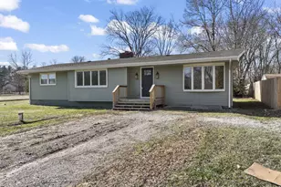 16020 Eastview Pl, Lowell, IN 46356 - Photo 2