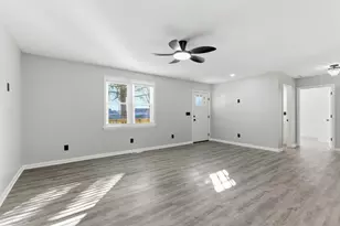 1606 N Longshore Dr, Walkerton, IN 46574 - Photo 8