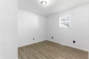 1606 N Longshore Dr, Walkerton, IN 46574 - Photo 12