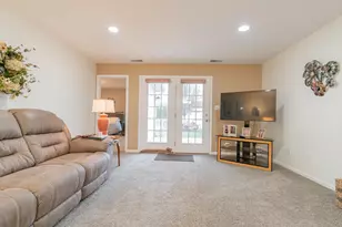 202 Polly Ln, Hobart, IN 46342 - Photo 8