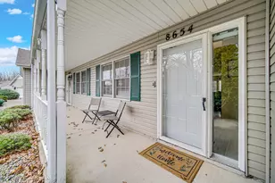 8654 Kelly Dr, Saint John, IN 46373 - Photo 2