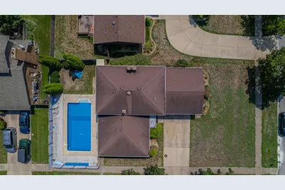 9439 Walnut Drive, Munster, IN 46321 - Photo 40