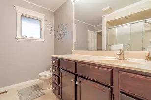 9439 Walnut Dr, Munster, IN 46321 - Photo 20