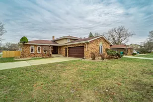 9439 Walnut Dr, Munster, IN 46321 - Photo 38