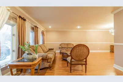 9439 Walnut Drive, Munster, IN 46321 - Photo 6