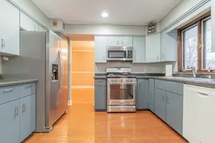 9439 Walnut Dr, Munster, IN 46321 - Photo 12