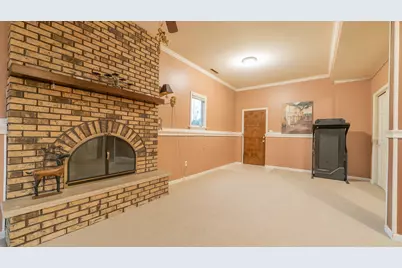 9439 Walnut Drive, Munster, IN 46321 - Photo 16