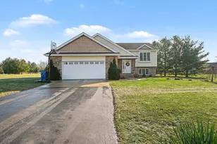 1869 W 173rd Ct, Lowell, IN 46356 - Photo 2