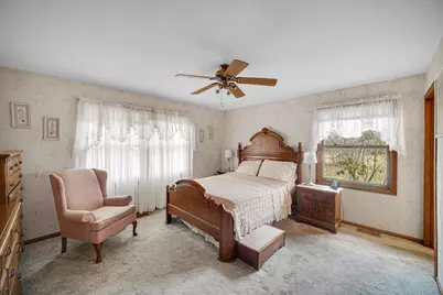 660 N 700 W, Hobart, IN 46342 - Photo 14