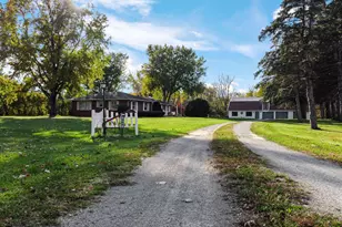 660 N 700 W, Hobart, IN 46342 - Photo 30