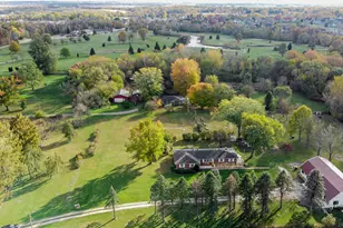 660 N 700 W, Hobart, IN 46342 - Photo 2