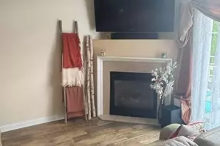 6069 S Dune Harbor Dr, Portage, IN 46368 - Photo 6