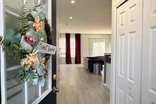 863 Flagstone Dr, Dyer, IN 46311 - Photo 2