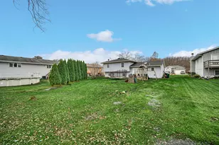 4038 Kingsway Dr, Crown Point, IN 46307 - Photo 18