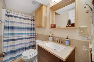 4038 Kingsway Dr, Crown Point, IN 46307 - Photo 10