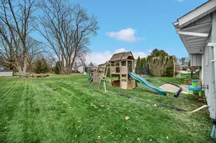 4038 Kingsway Dr, Crown Point, IN 46307 - Photo 16