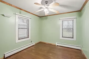 1107 W 62nd Pl, Merrillville, IN 46410 - Photo 8