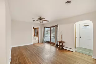 1107 W 62nd Pl, Merrillville, IN 46410 - Photo 12