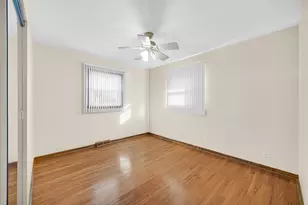 3508 81st St, Highland, IN 46322 - Photo 12