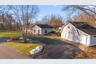 12 S Beulah Vista, Hebron, IN 46341 - Photo 4