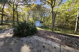 487 Timber Lake Dr, Lowell, IN 46356 - Photo 16