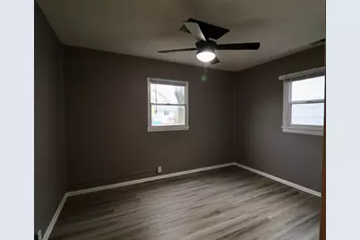 237 S Kaley Street, South Bend, IN 46619 - Photo 18