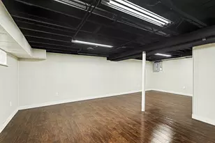 9747 Erie St, Highland, IN 46322 - Photo 16