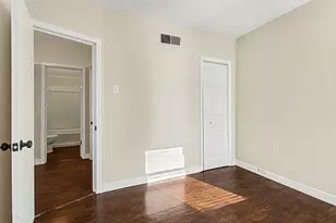 9747 Erie St, Highland, IN 46322 - Photo 12