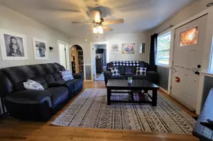 509 Magnolia St, North Judson, IN 46366 - Photo 14