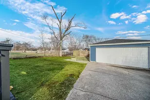 3556 W 21st Ave, Gary, IN 46404 - Photo 22