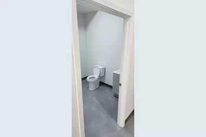 811 W Chicago Avenue, East Chicago, IN 46312 - Photo 6