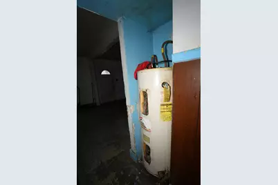 1615 W 1st Street, Marion, IN 46952 - Photo 16