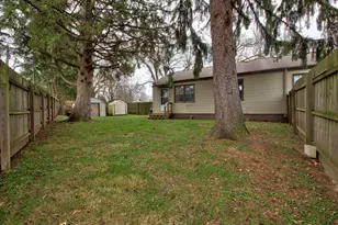 1342-1344 Kingsporte Ln, La Porte, IN 46350 - Photo 18