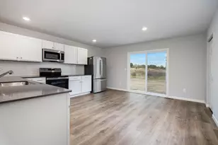 129 Bellflower Dr, Michigan City, IN 46360 - Photo 6