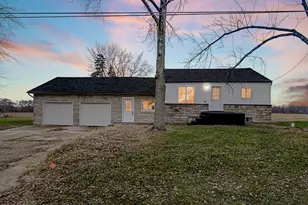 901 E 850 S, Hamlet, IN 46532 - Photo 2