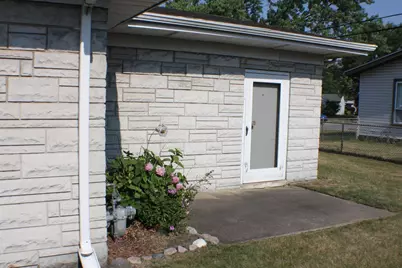 9535 Forrest Drive, Highland, IN 46322 - Photo 10