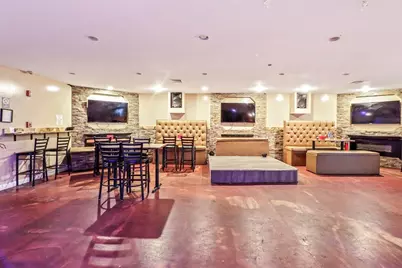 90 W 53rd Avenue, Merrillville, IN 46410 - Photo 4