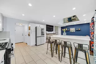 347 Fox Trail Ct, Hobart, IN 46342 - Photo 6