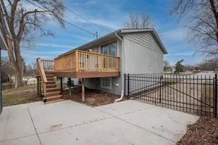 3288 W 74th Ln, Merrillville, IN 46410 - Photo 8