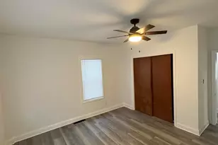 308 Walker St, La Porte, IN 46350 - Photo 4