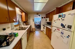 6797 Adams St, Merrillville, IN 46410 - Photo 4