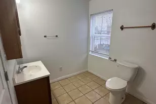 1108 Maple Ave, La Porte, IN 46350 - Photo 4