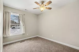 1618 E 33rd Ave, Hobart, IN 46342 - Photo 14