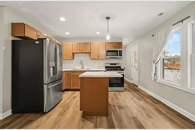 1618 E 33rd Avenue, Hobart, IN 46342 - Photo 8