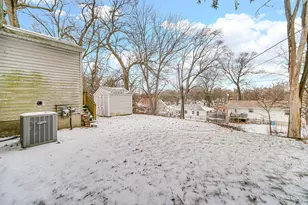 2228 Riverside Dr, Lake Station, IN 46405 - Photo 8