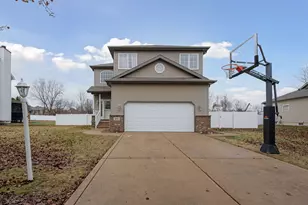 1216 Saratoga Ave, Schererville, IN 46375 - Photo 1